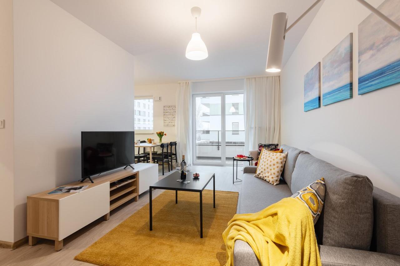 P&O Corporate Serviced Apartments Cybernetyki Варшава Екстериор снимка