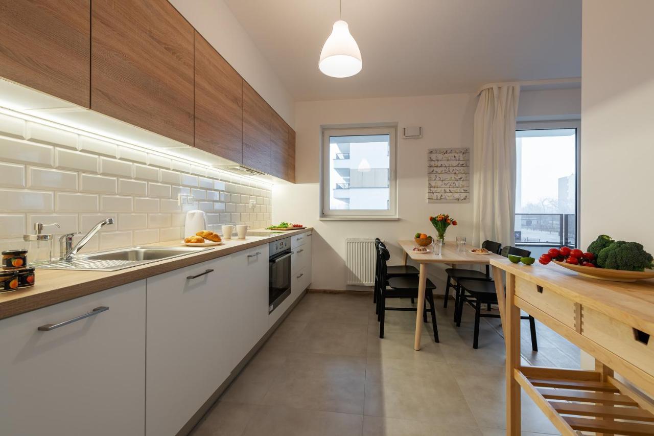 P&O Corporate Serviced Apartments Cybernetyki Варшава Екстериор снимка